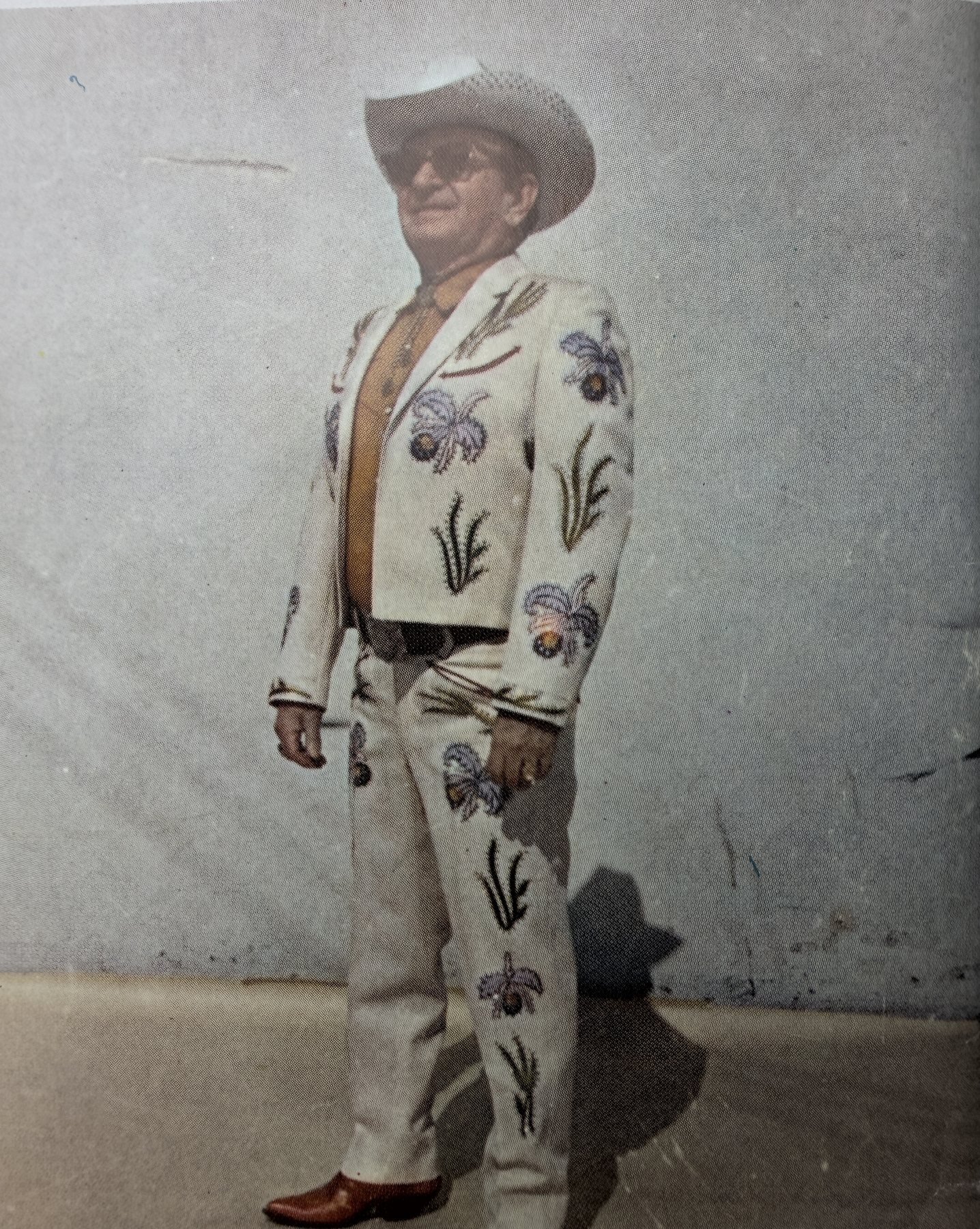 Catalogue three, photograph 84 of 86