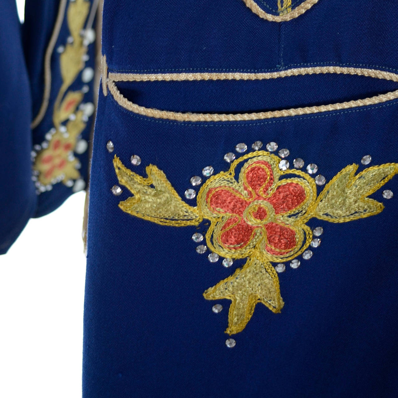 Fay Ward Co. blue ensemble · dealer view 12