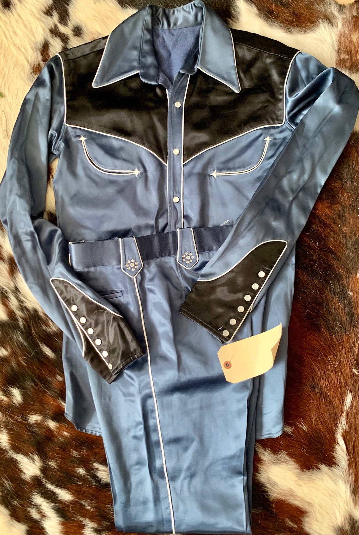 Blue & black suit — Reverse