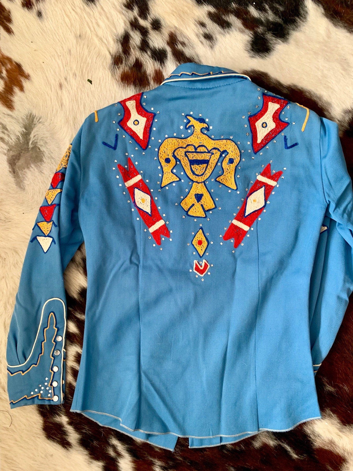A suit, front & back — Reverse